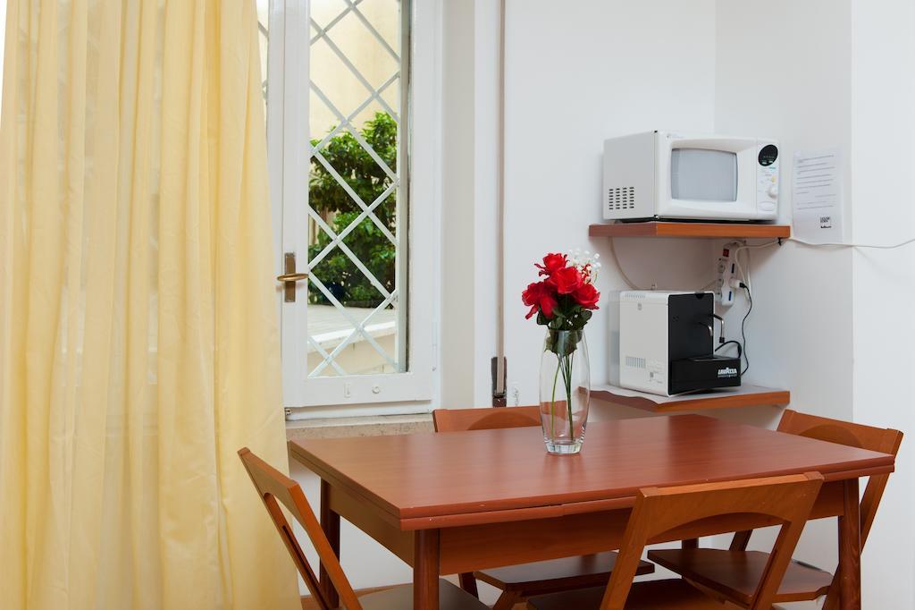 Casa Vacanze House Eden Róma Szoba fotó